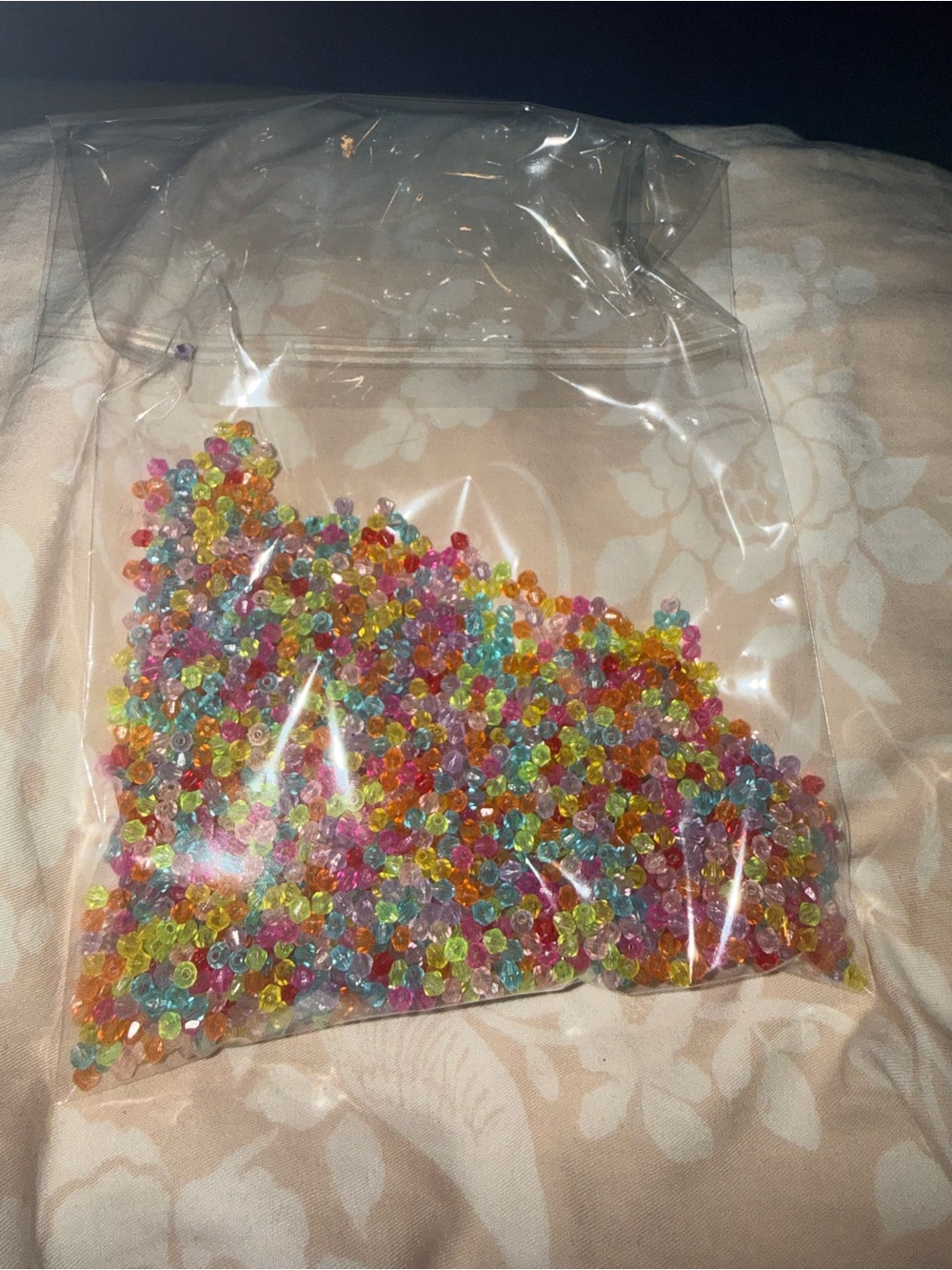 Multicolor beads